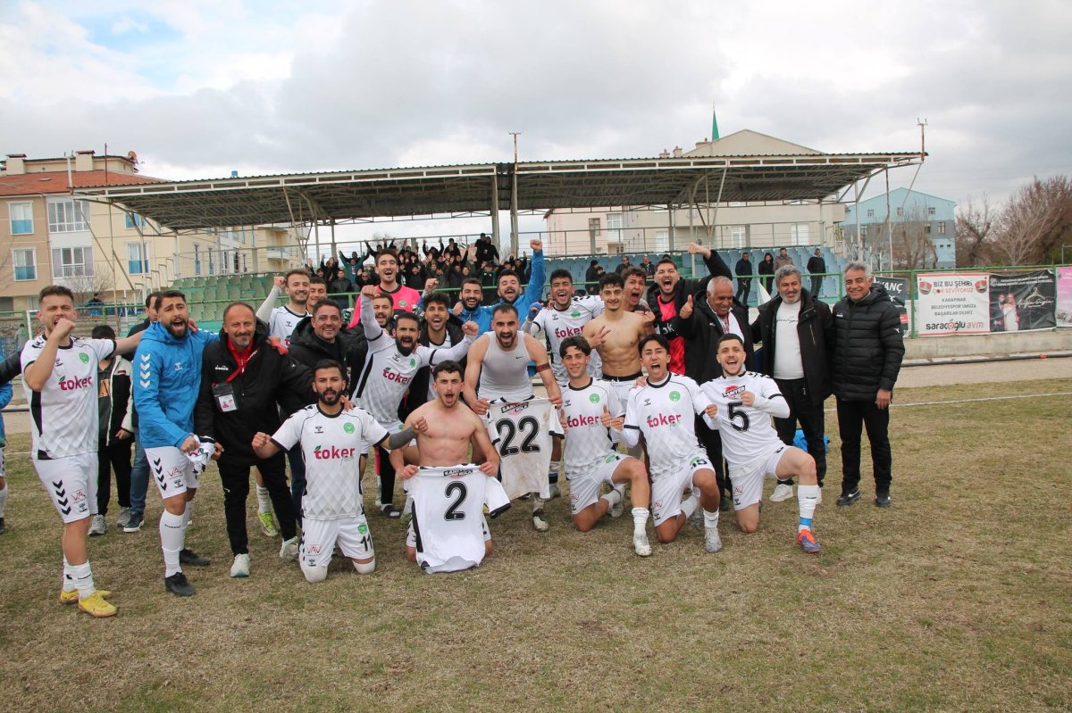 EREĞLİSPOR KÖTÜ GİDİŞE DUR DEDİ; DENİZLİSPOR’U 2 – 0 MAĞLUP ETTİ 