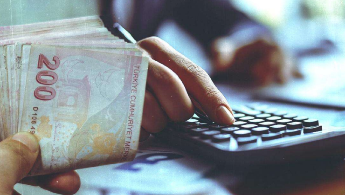 CUMHURBAŞKANI ERDOĞAN’DAN EMEKLİYE ÇİFTE MÜJDE: MAAŞLAR ÖNE ÇEKİLDİ!